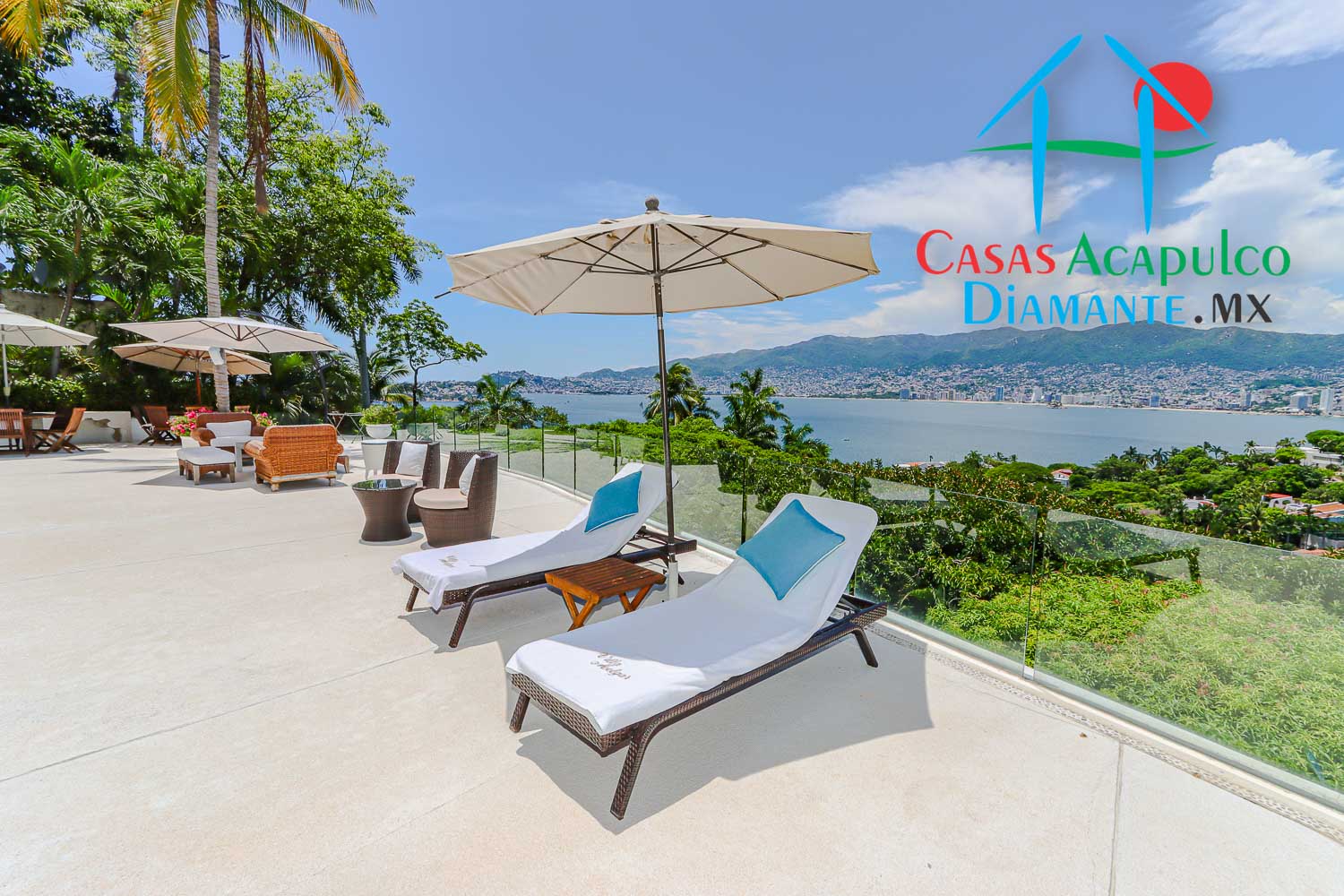 Villa Melgar - Terraza con alberca y asoleadero 7